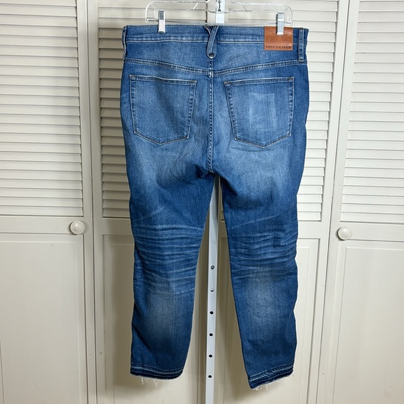 NWT J.Crew Point Sur Hightower Straight Jean with Let-own Hems Size 32 - Picture 7 of 12
